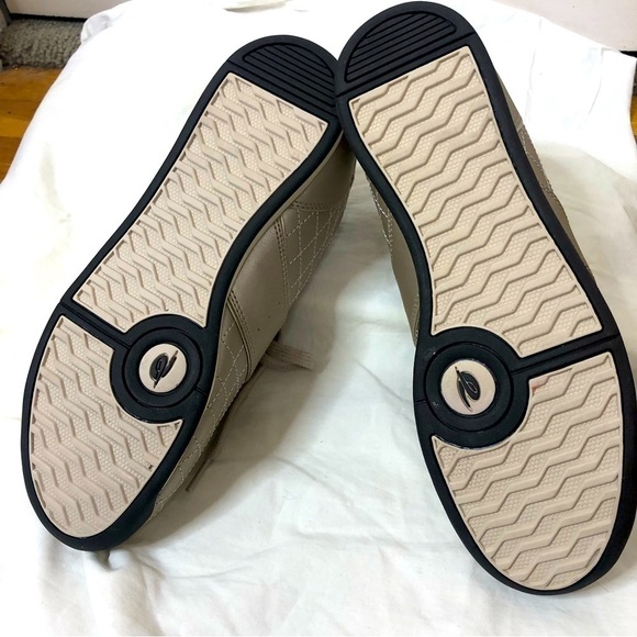 Easy Spirit Feel Alive Fitness Walking Shoes Champagne Gold Tan 8N - Picture 9 of 9